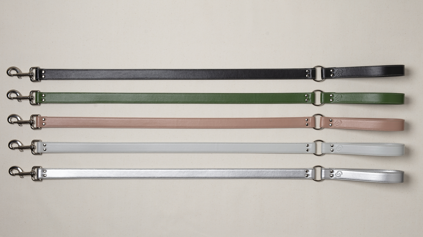Black apple leather lead